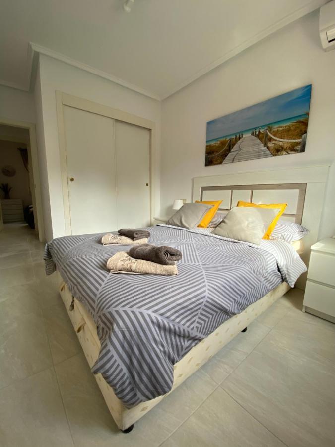 Sunshine Apartment Torrevieja Exteriör bild