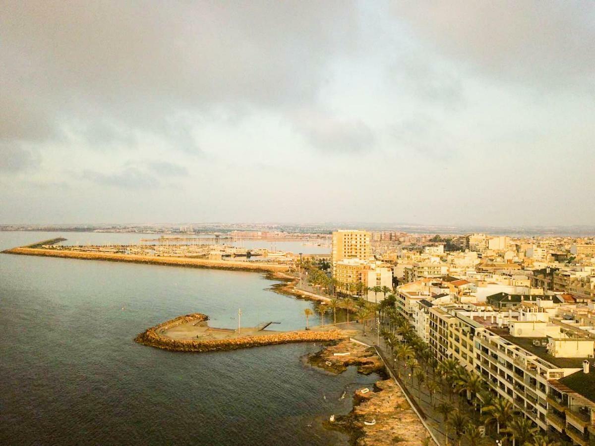 Sunshine Apartment Torrevieja Exteriör bild